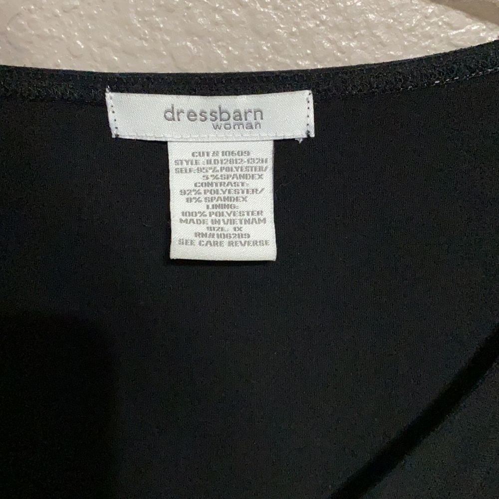 V Cut Shirt - Picture 2 of 3